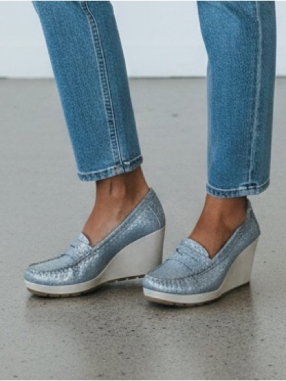 Hush Puppies Silvery Blue Metallic Textured Wedge Loafer Moccasin